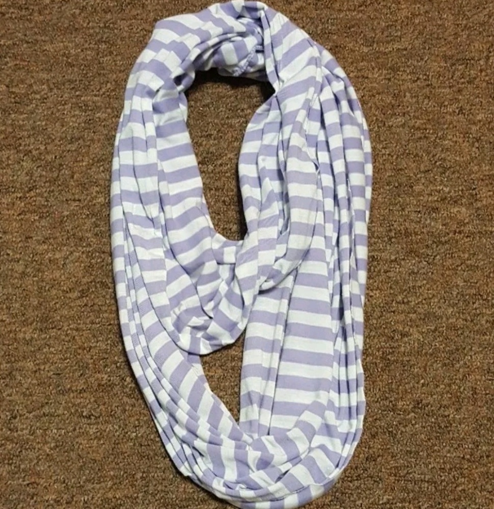 Infinity Cowl Scarf - Picture 4 of 5